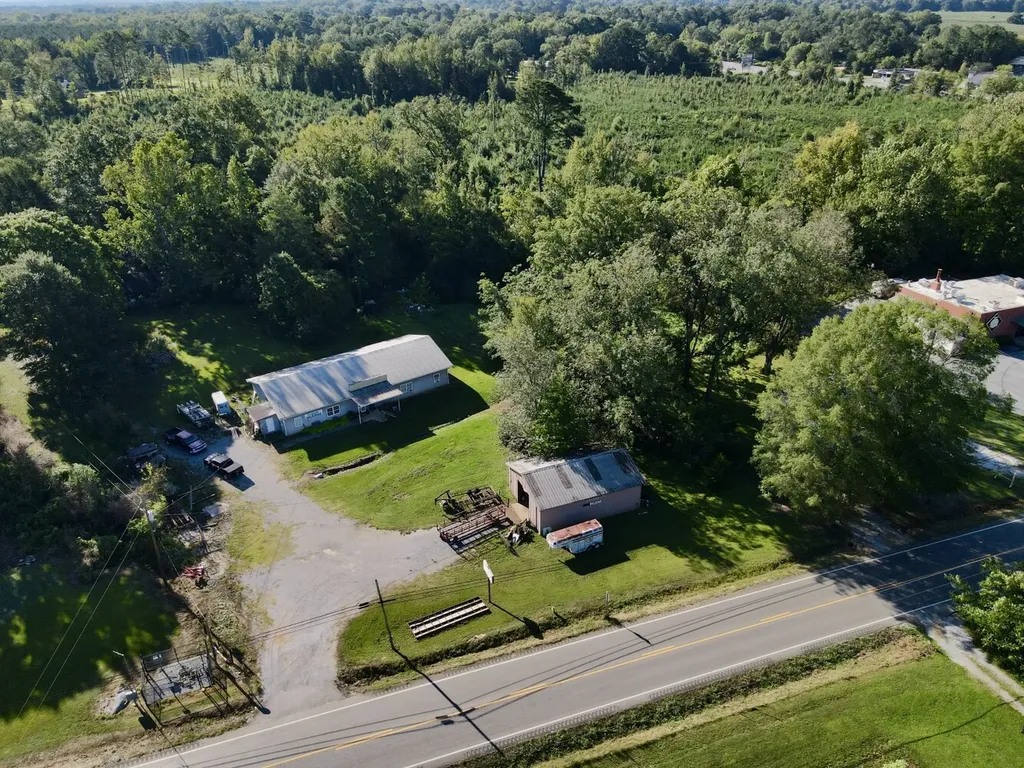 39696 Highway 25 Harpersville AL 35078