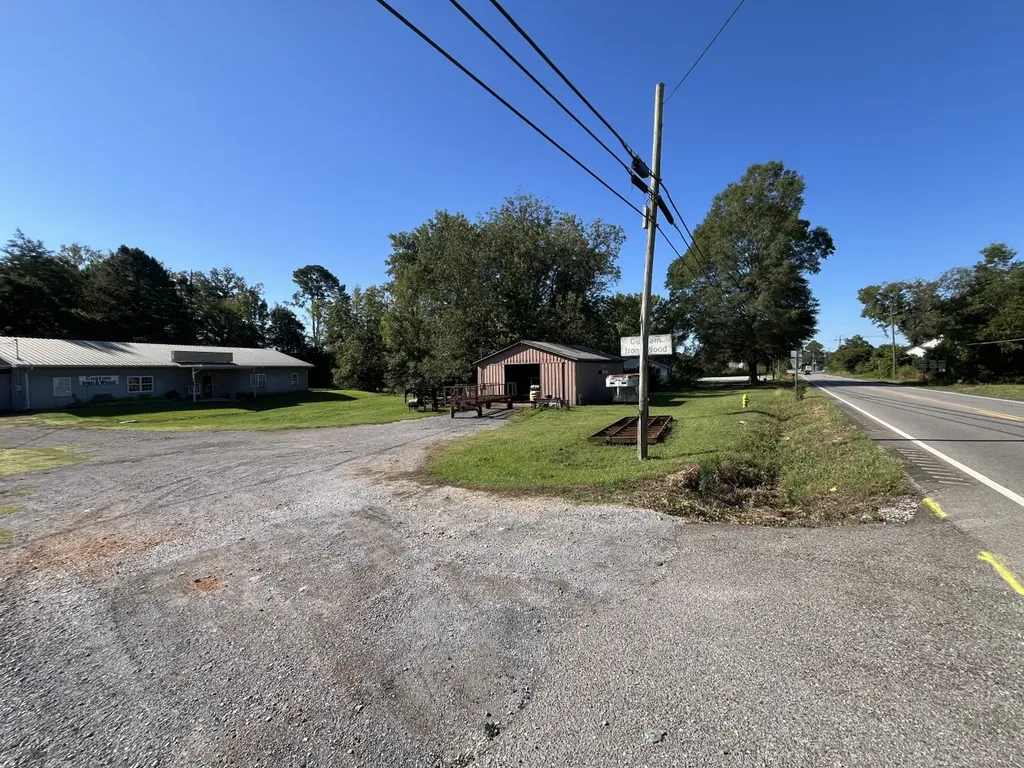 39696 Highway 25 Harpersville AL 35078