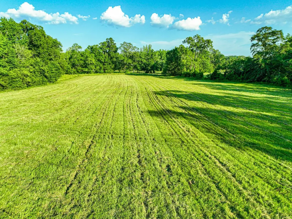 0 Howells Cove Road Talladega AL 35160