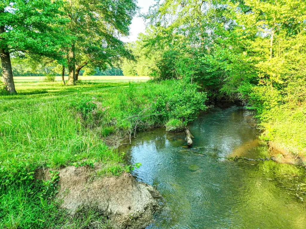 0 Howells Cove Road Talladega AL 35160