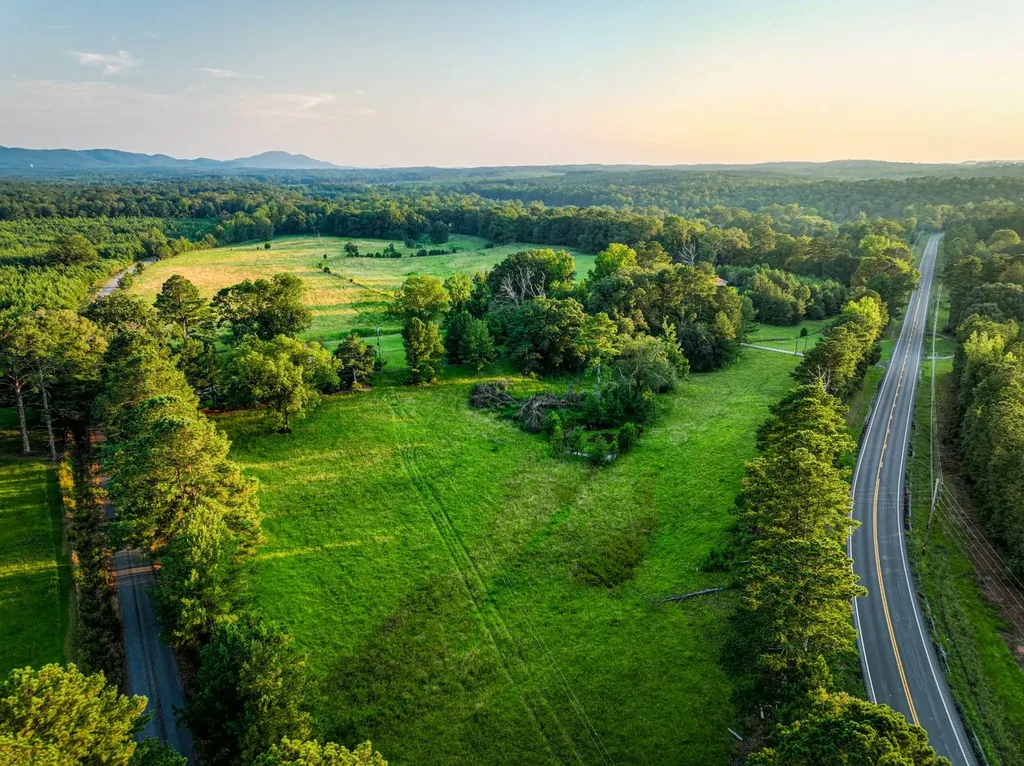 0 Howells Cove Road Talladega AL 35160