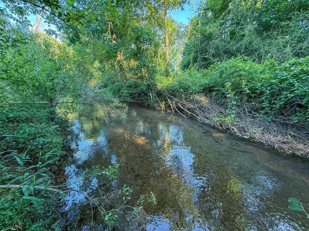 0 Howells Cove Road Talladega AL 35160