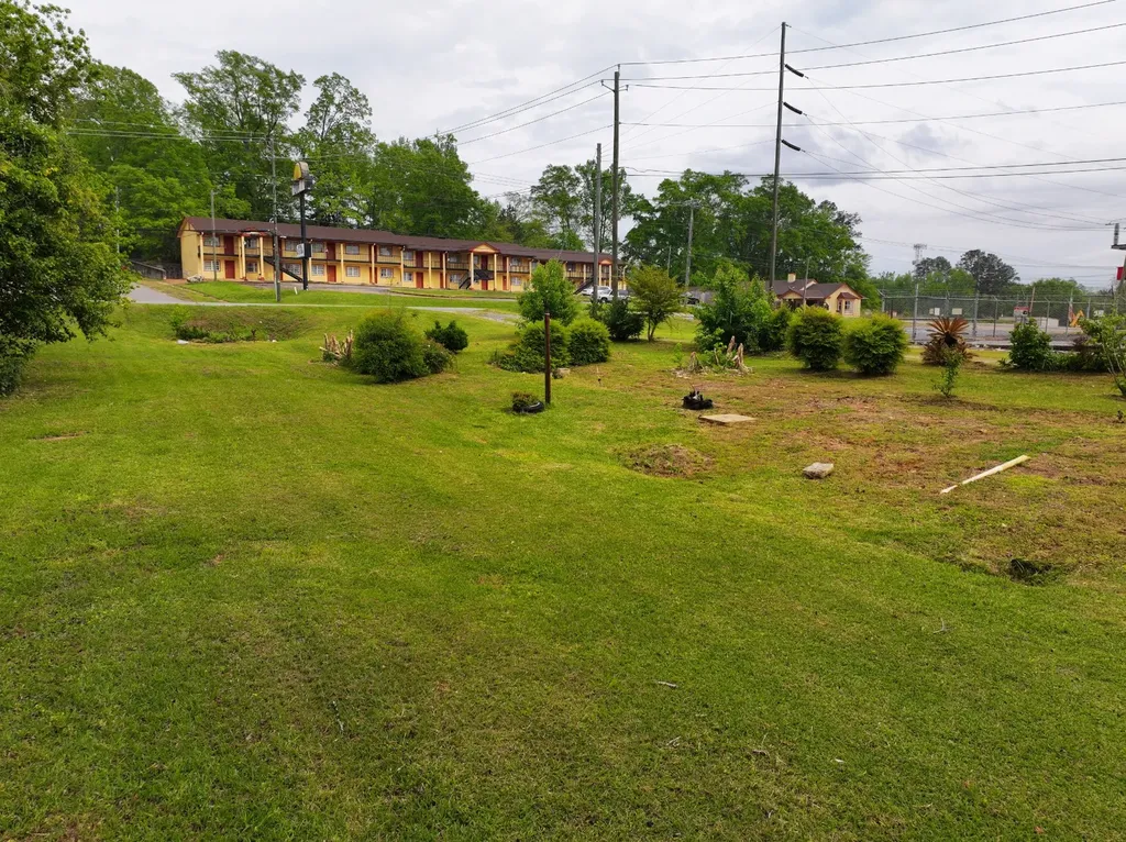 32831 Highway 43 Thomasville AL 36784