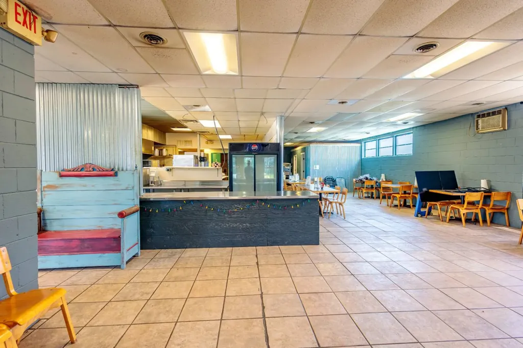 15908 Main Street (HWY 101) Town Creek AL 35672