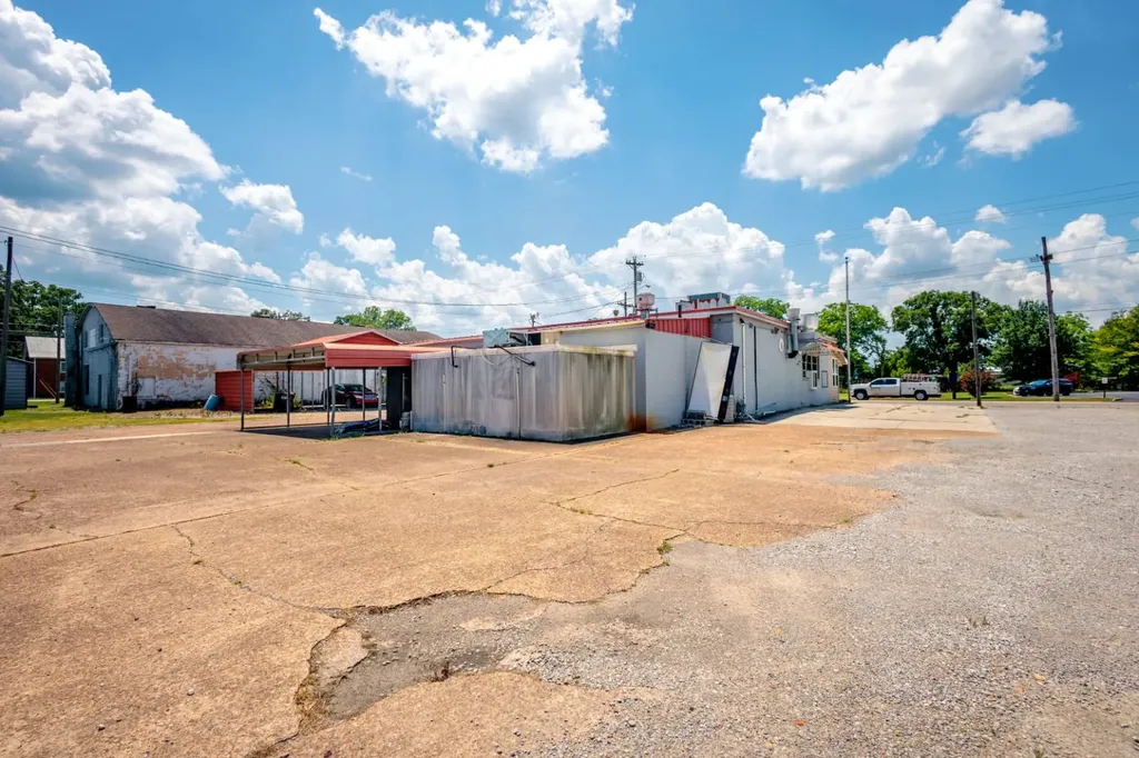 15908 Main Street (HWY 101) Town Creek AL 35672