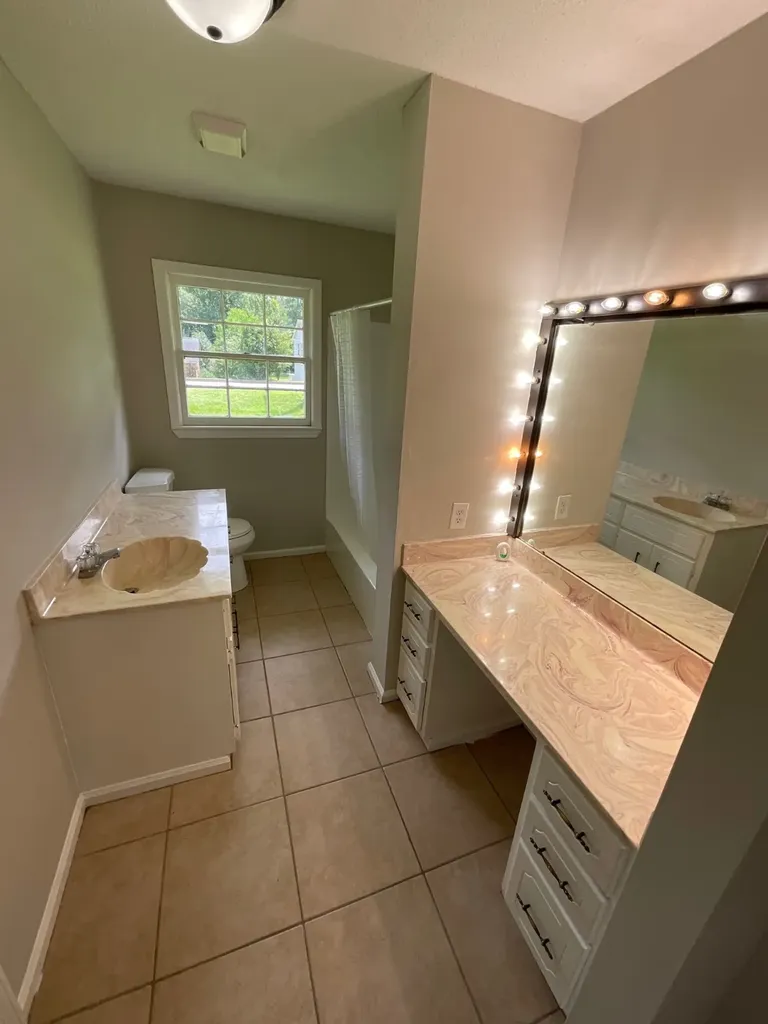 202 Sherwood Avenue Troy AL 36081