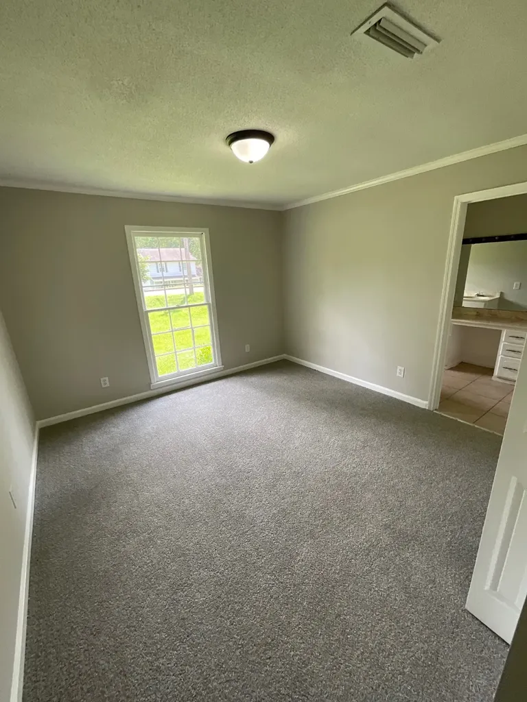 202 Sherwood Avenue Troy AL 36081