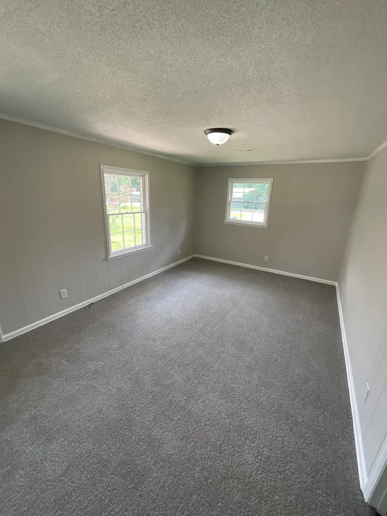 202 Sherwood Avenue Troy AL 36081