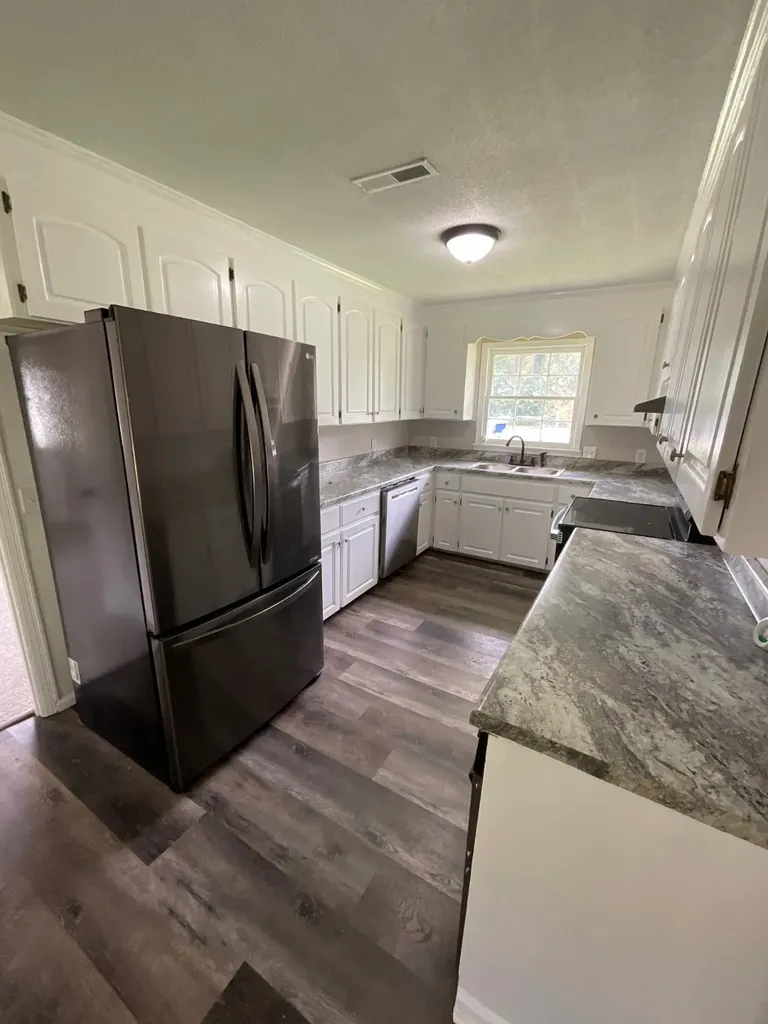 202 Sherwood Avenue Troy AL 36081