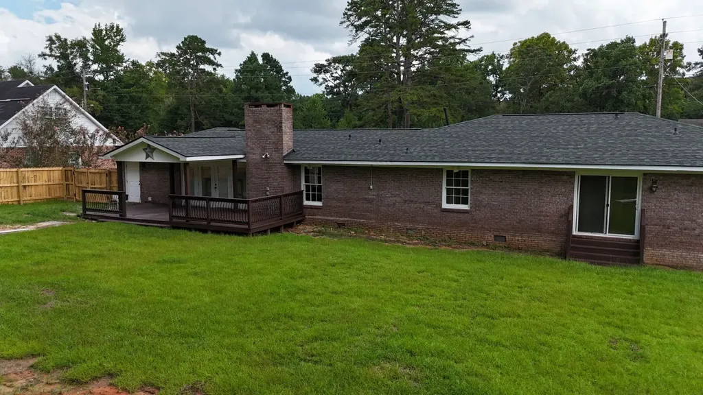 202 Sherwood Avenue Troy AL 36081