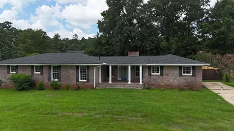 202 Sherwood Avenue Troy AL 36081