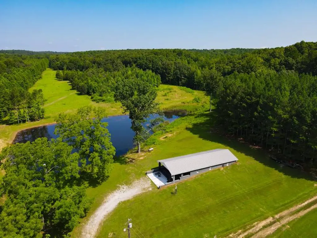 930 County Road 303 Florence AL 35634