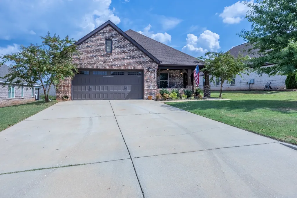 1012 Allison Drive Prattville AL 36066