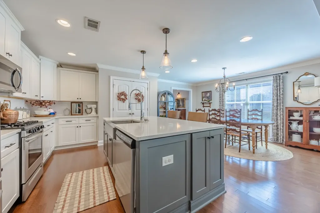 1012 Allison Drive Prattville AL 36066