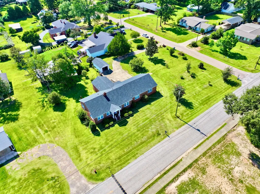 120 Oak Street Grove Hill AL 36451