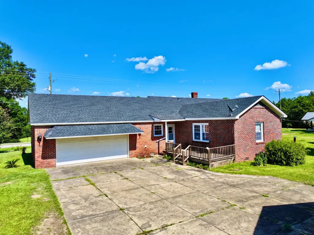 120 Oak Street Grove Hill AL 36451