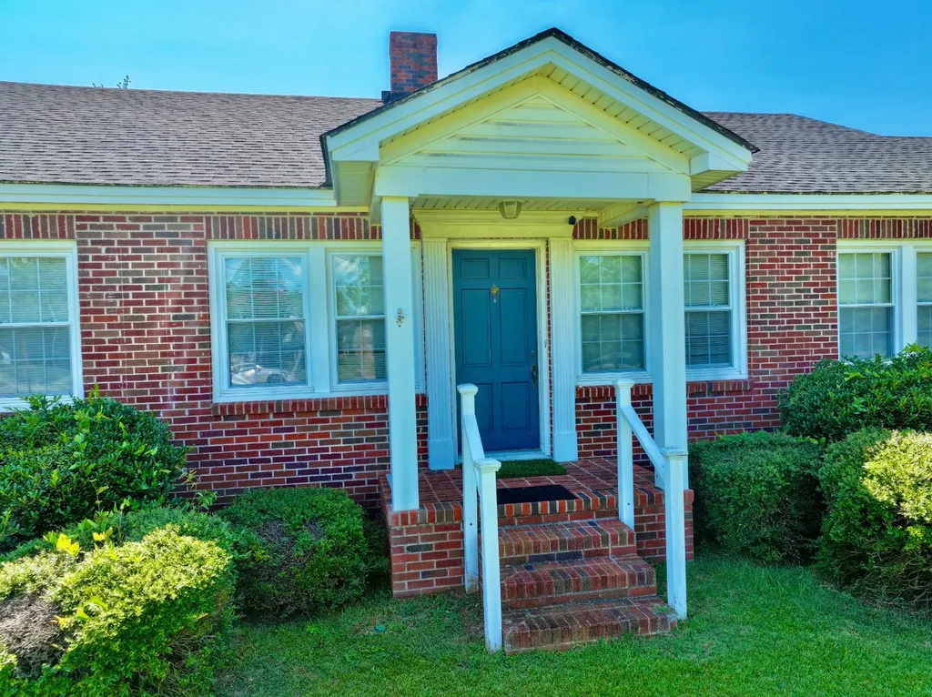 120 Oak Street Grove Hill AL 36451