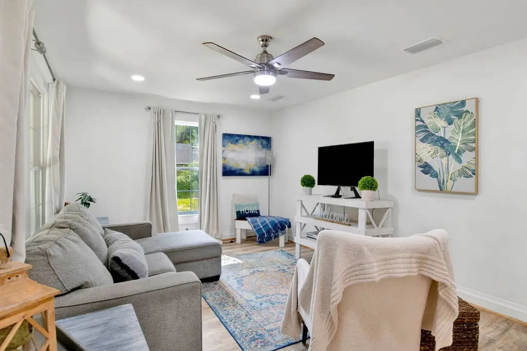 160 Westwood Street Mobile AL 36606