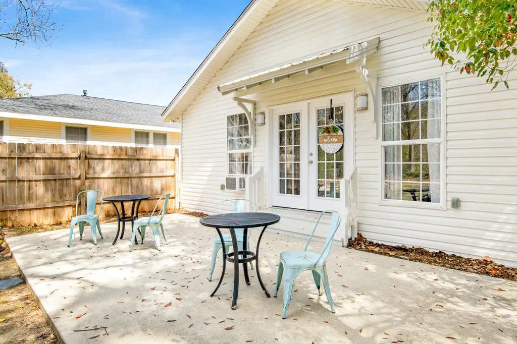 160 Westwood Street Mobile AL 36606