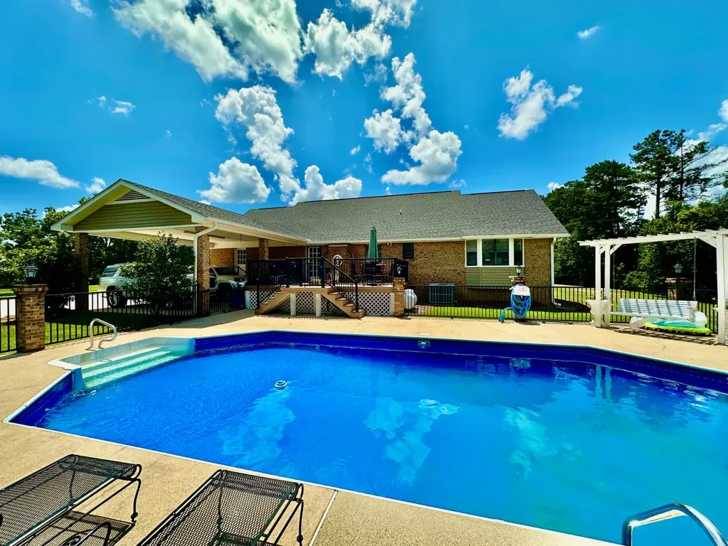 815 Edgewood Drive Thomasville AL 36784