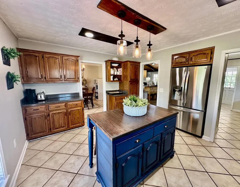 815 Edgewood Drive Thomasville AL 36784