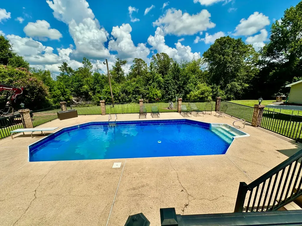 815 Edgewood Drive Thomasville AL 36784