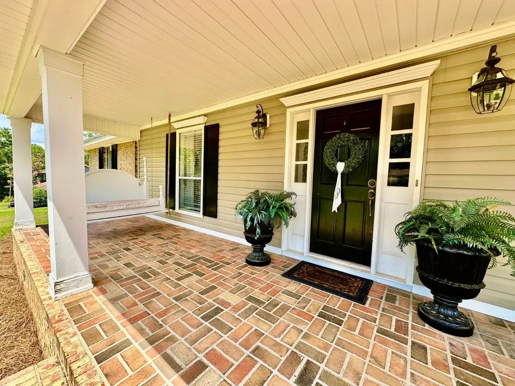 815 Edgewood Drive Thomasville AL 36784