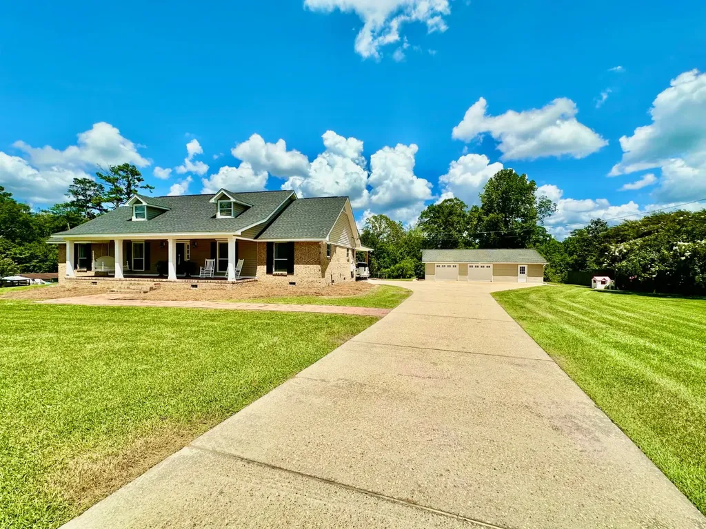 815 Edgewood Drive Thomasville AL 36784