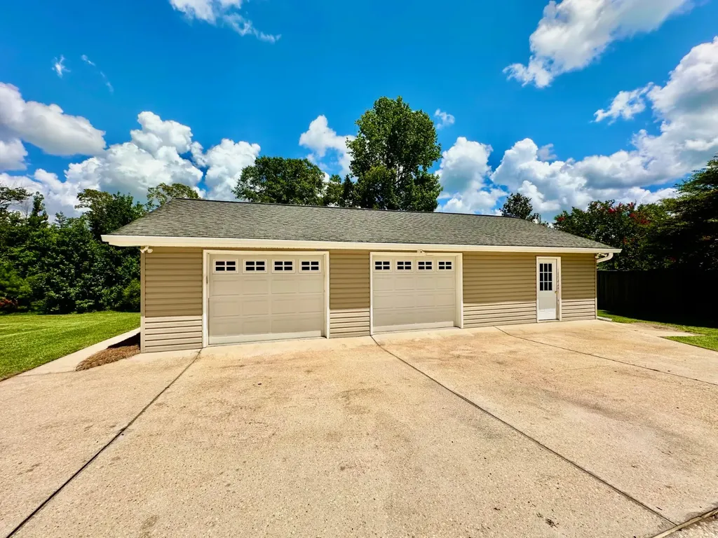 815 Edgewood Drive Thomasville AL 36784