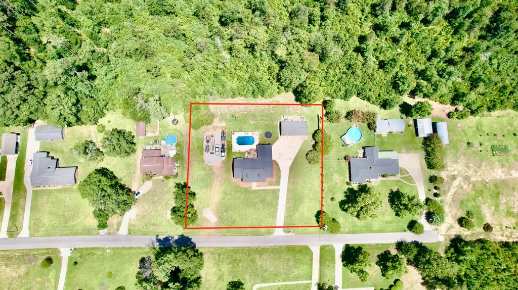 815 Edgewood Drive Thomasville AL 36784