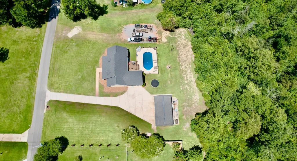 815 Edgewood Drive Thomasville AL 36784