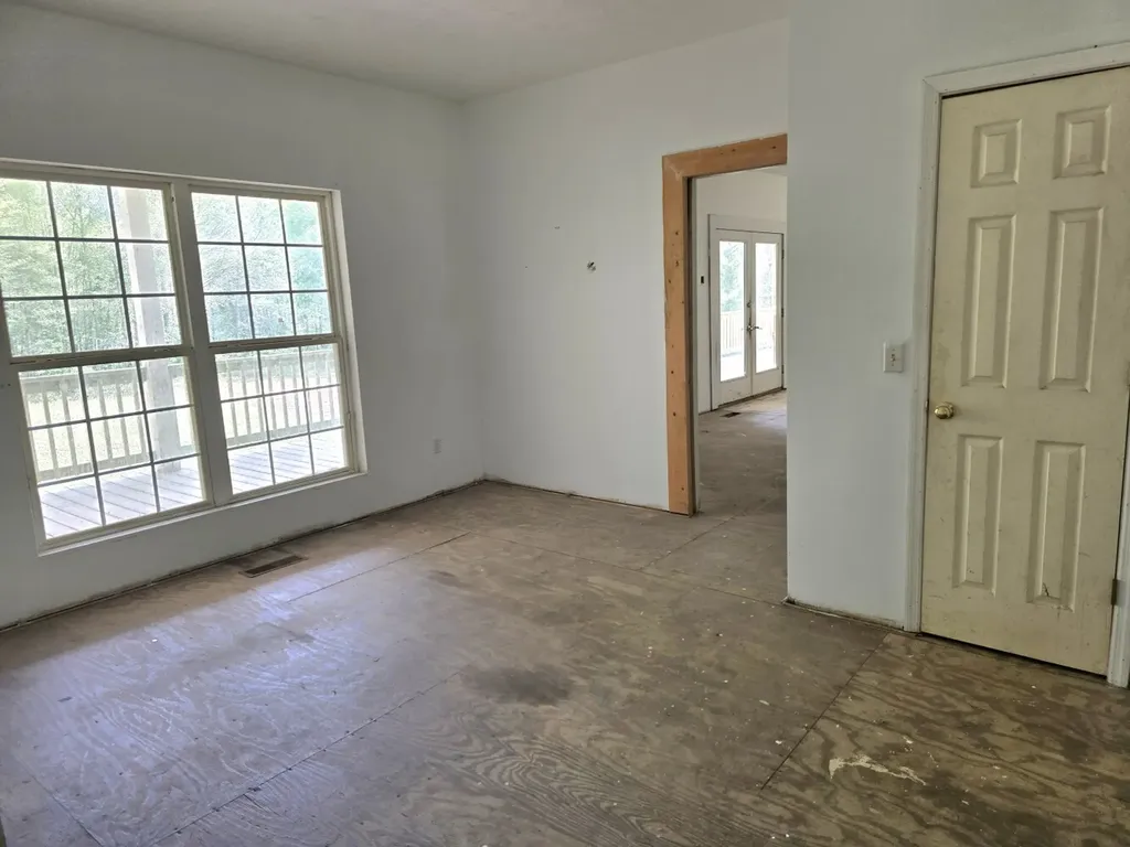 5530 County Road 33 Ozark AL 36360