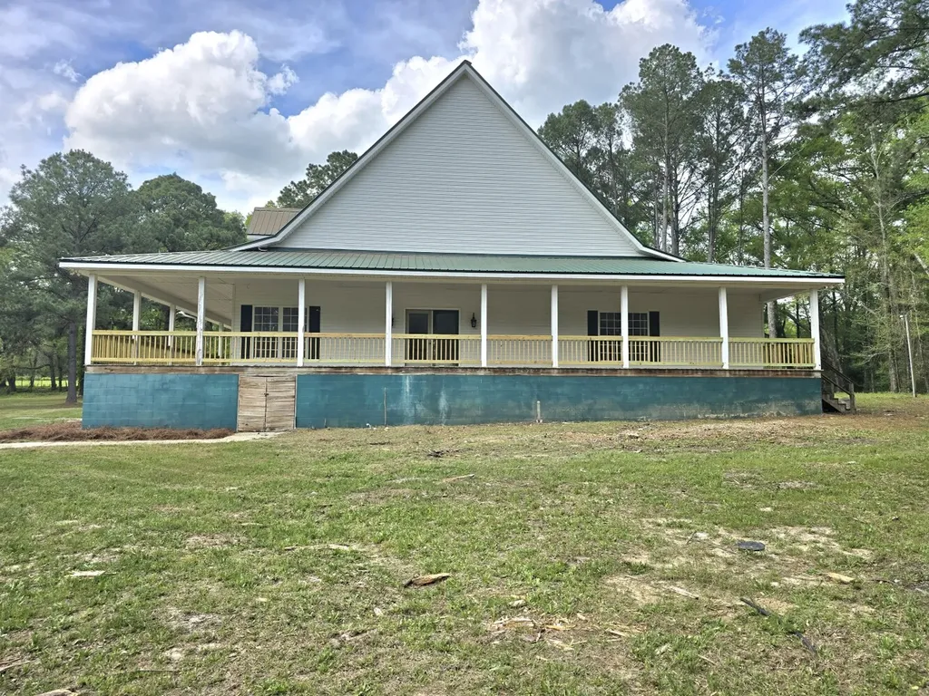 5530 County Road 33 Ozark AL 36360