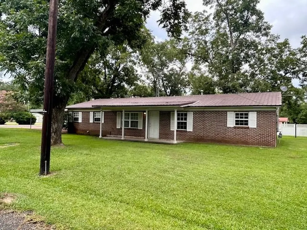 7 Hamilton Avenue Camden AL 36726