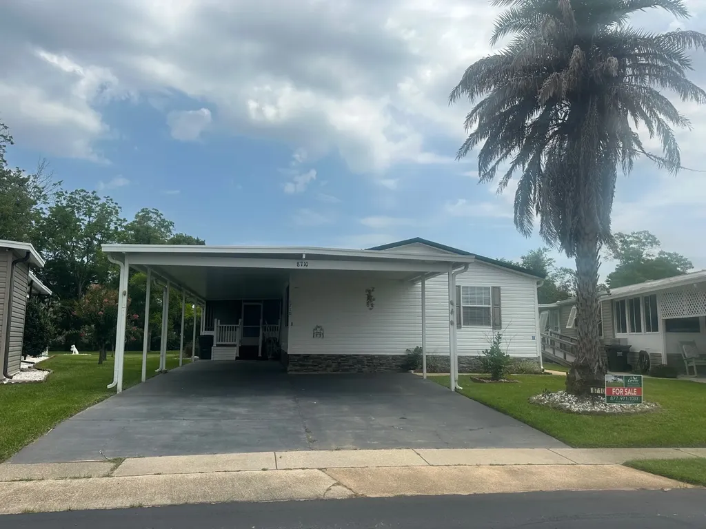 8710 Edgewater Street Foley AL 36535
