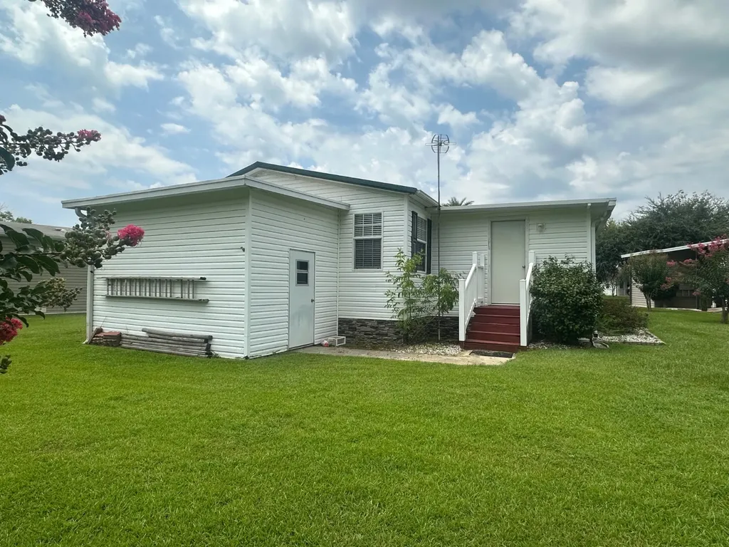 8710 Edgewater Street Foley AL 36535