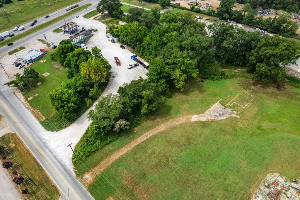 .7 +/- Acres Mcentire Lane Decatur AL 35603