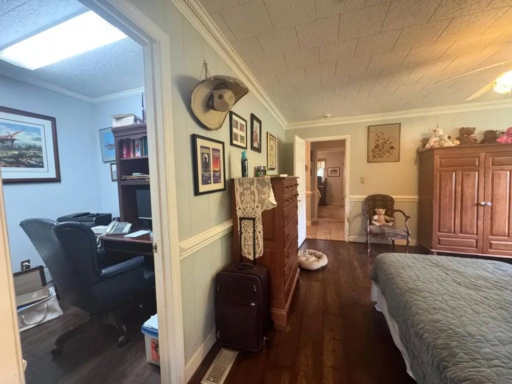 2706 Perry's Chapel Road Gainestown AL 36545