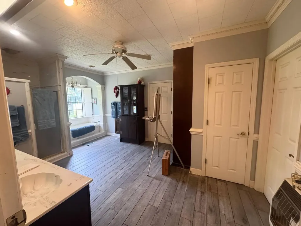 2706 Perry's Chapel Road Gainestown AL 36545