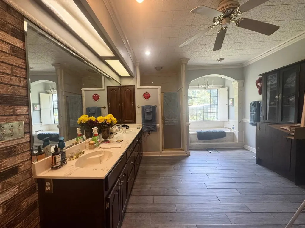 2706 Perry's Chapel Road Gainestown AL 36545