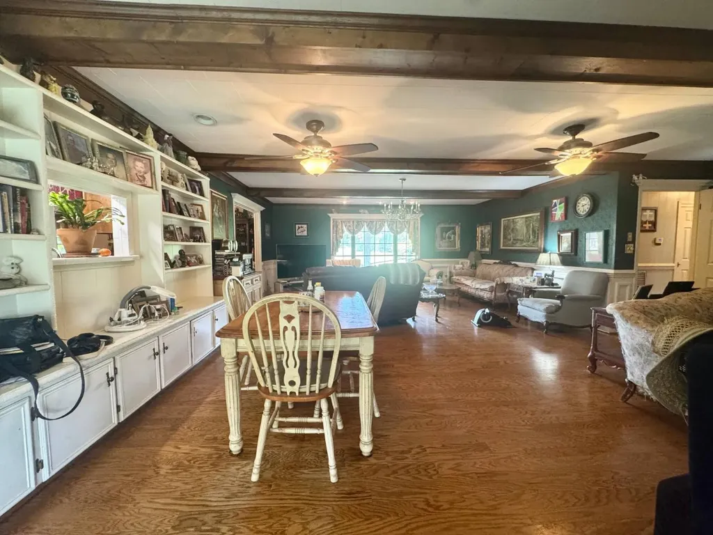 2706 Perry's Chapel Road Gainestown AL 36545