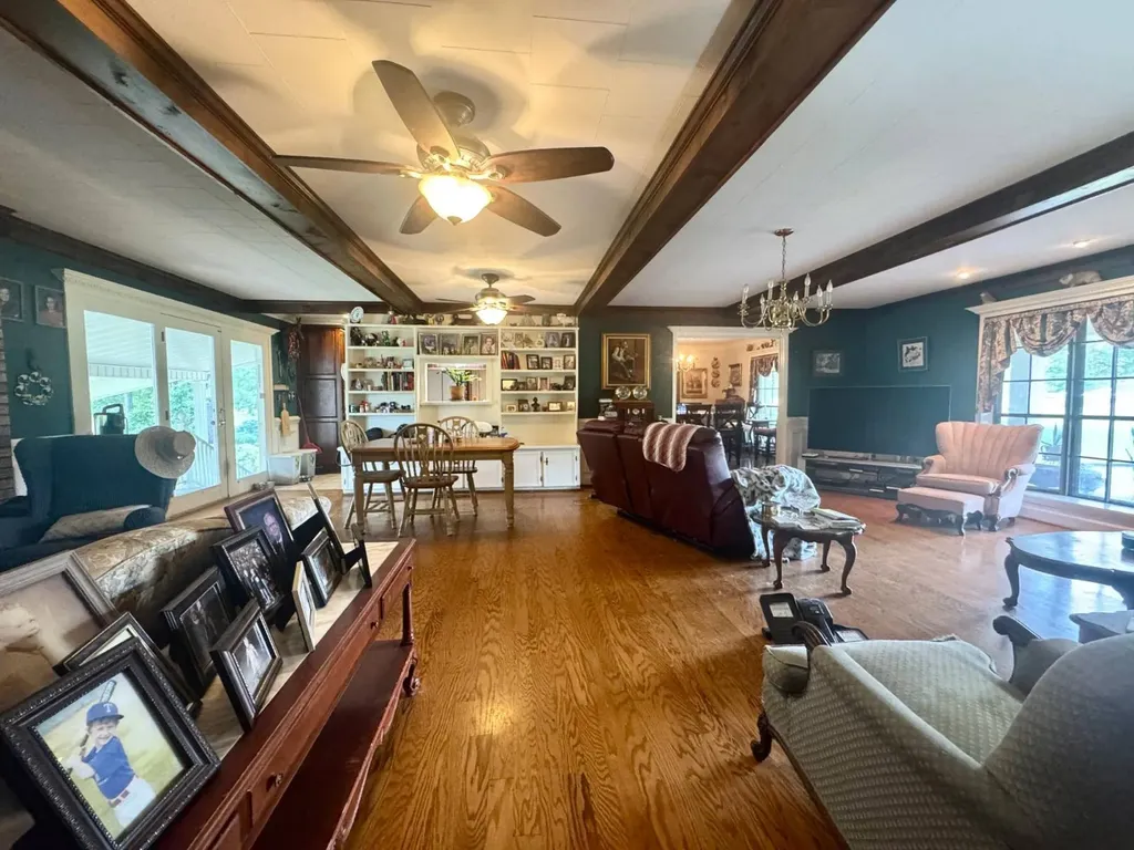 2706 Perry's Chapel Road Gainestown AL 36545