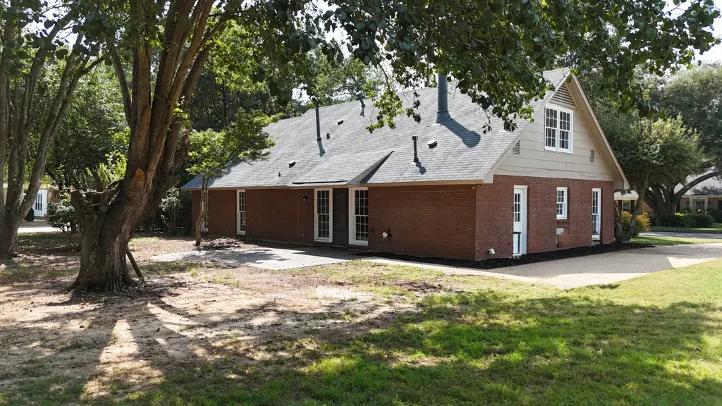 445 Derby Lane Montgomery AL 36109