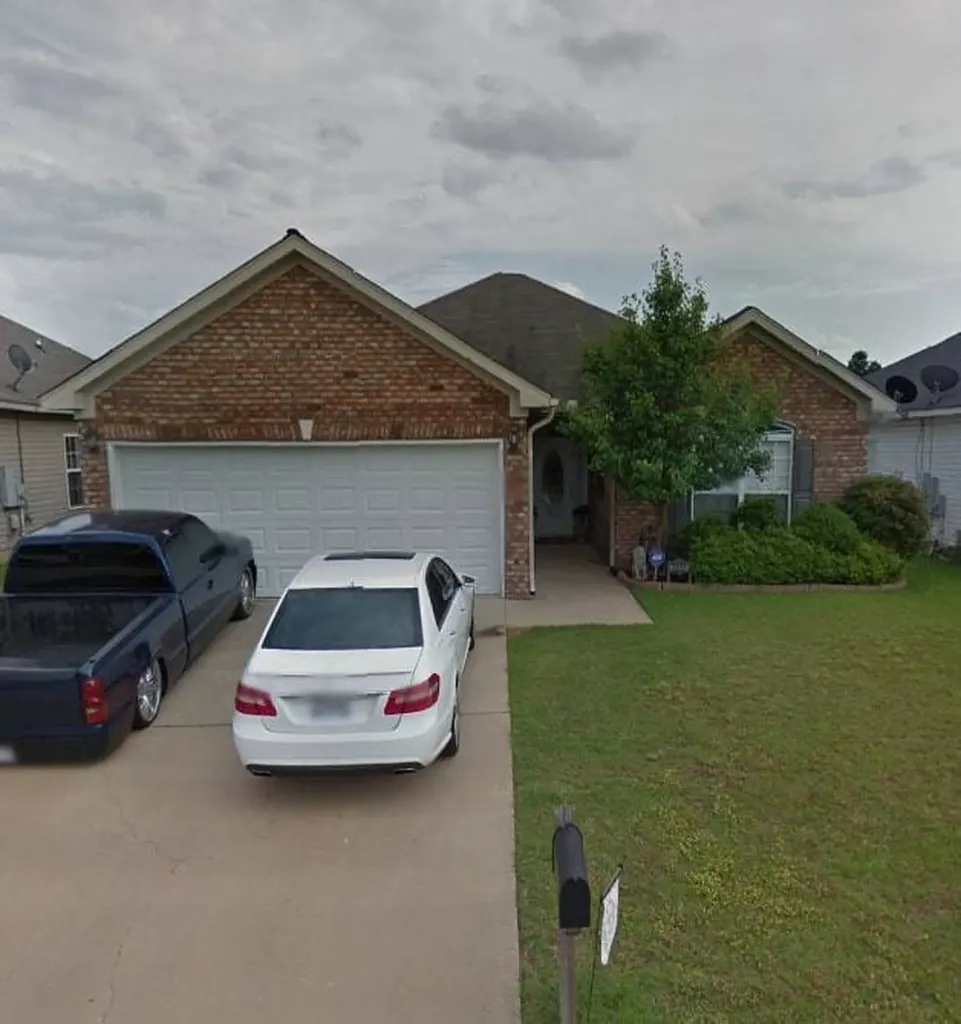 2411 Alexander Drive Tuscaloosa AL 35405