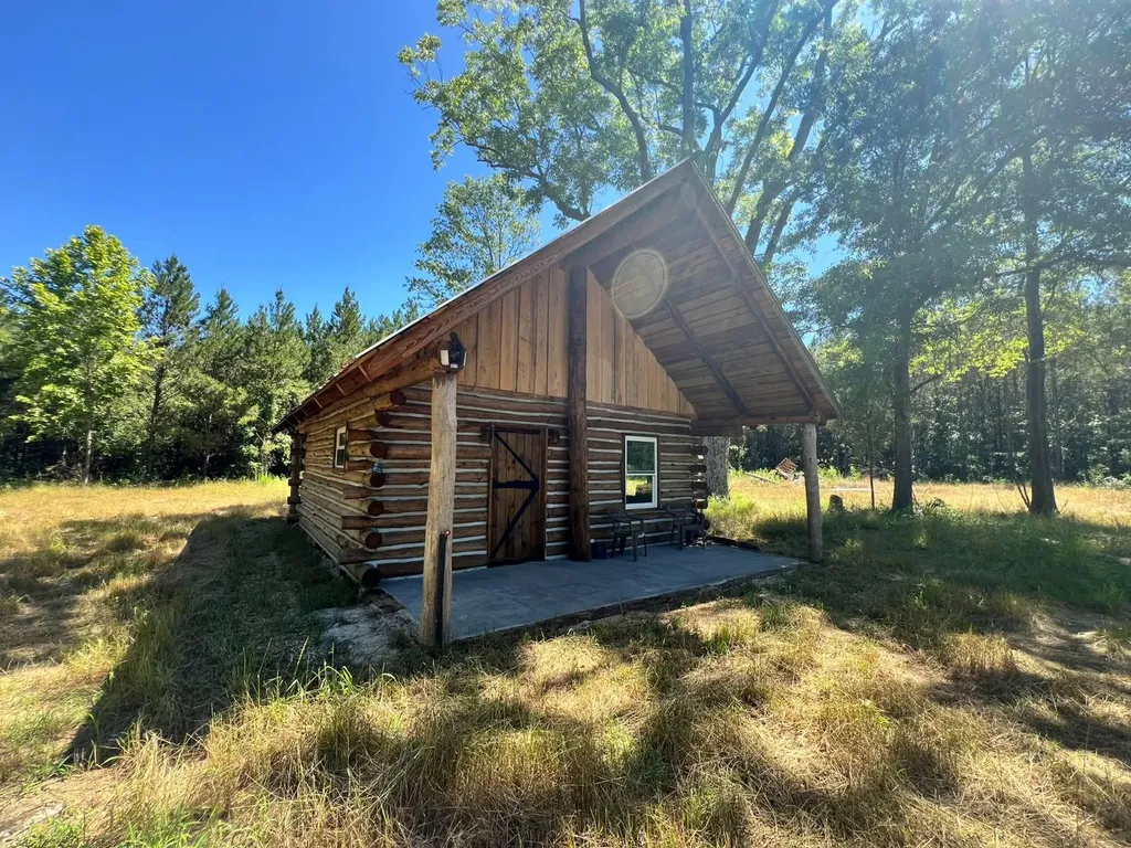 - Savage Street Millport AL 35576