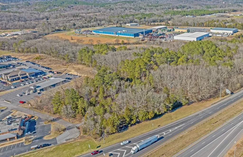 1351 A Old Waterworks Road SW Fort Payne AL 35968