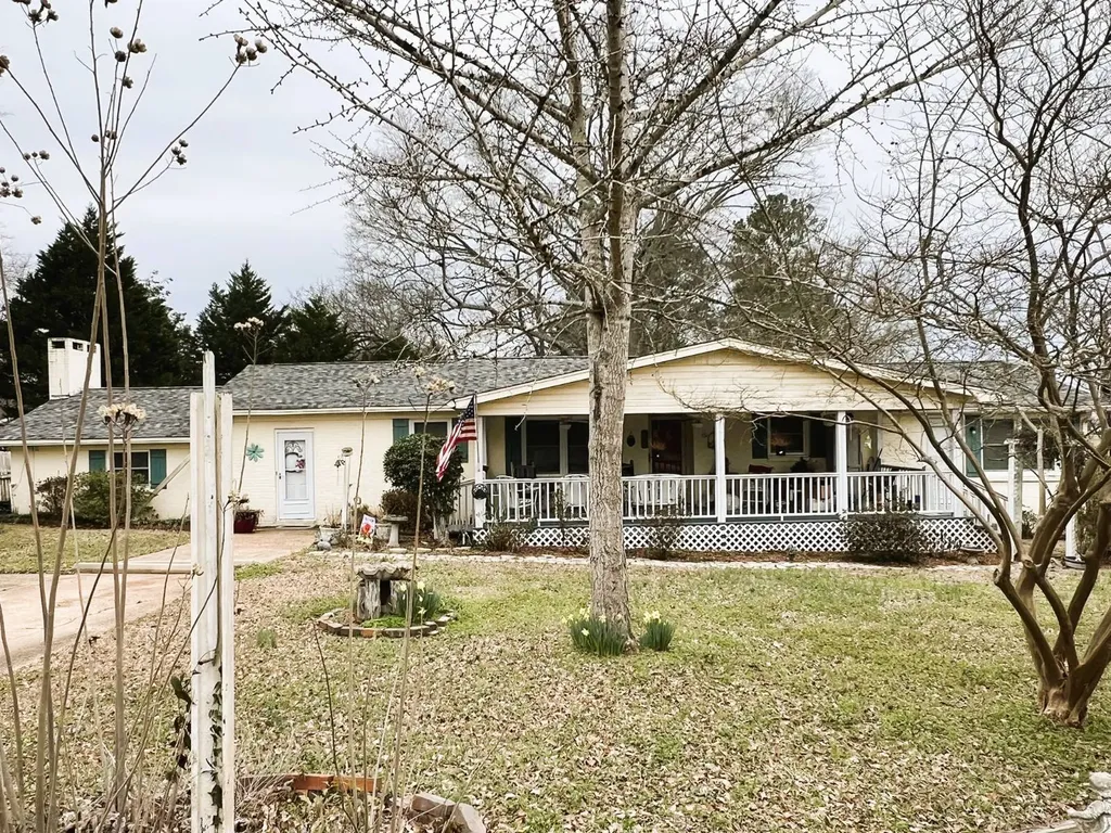 601 Brooks Drive Linden AL 36748