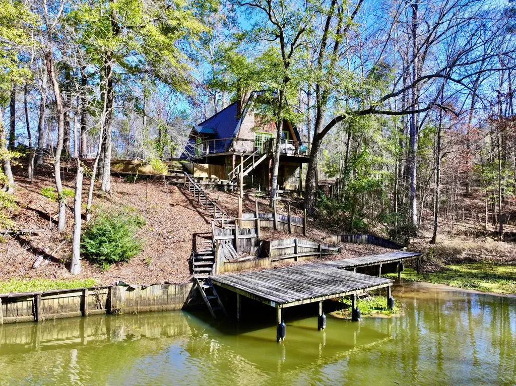 57 Fernway Court Camden AL 36726