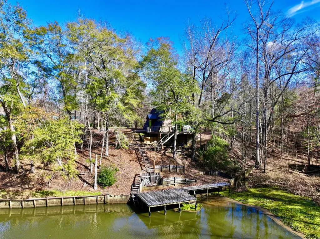 57 Fernway Court Camden AL 36726