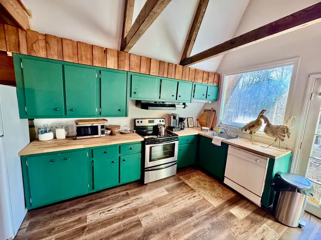 57 Fernway Court Camden AL 36726